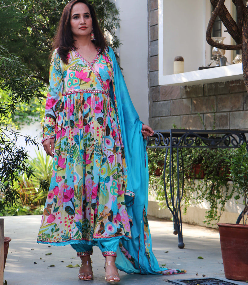 MULTICOLOR FLORAL ANGRAKHA SET