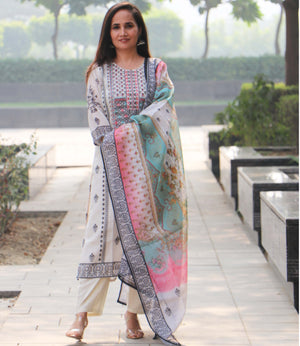 OFF WHITE FLORAL COTTON SET