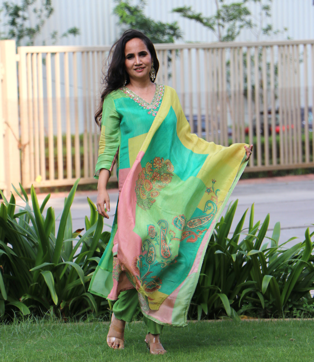 GREEN MULTI SUIT SET