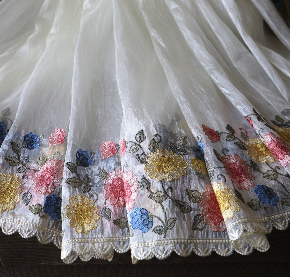 MULTI FLORAL GLASS TISSUE SAREE