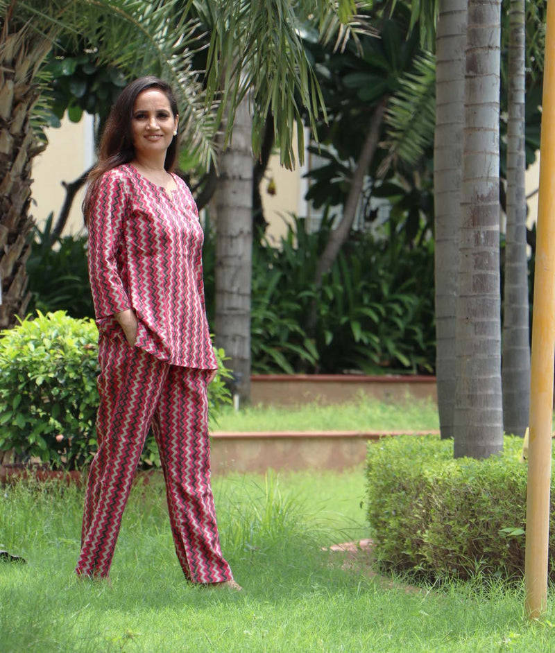 COTTON PRINTED MAROON PYJAMA TOP NIGHTSUIT SET