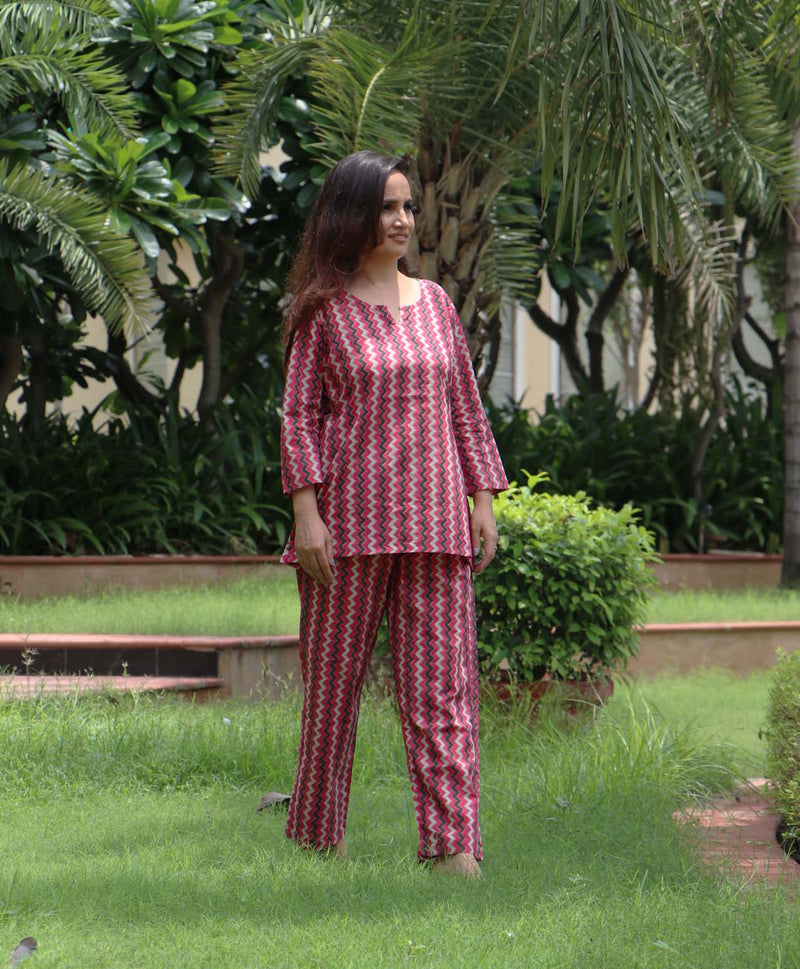 COTTON PRINTED MAROON PYJAMA TOP NIGHTSUIT SET