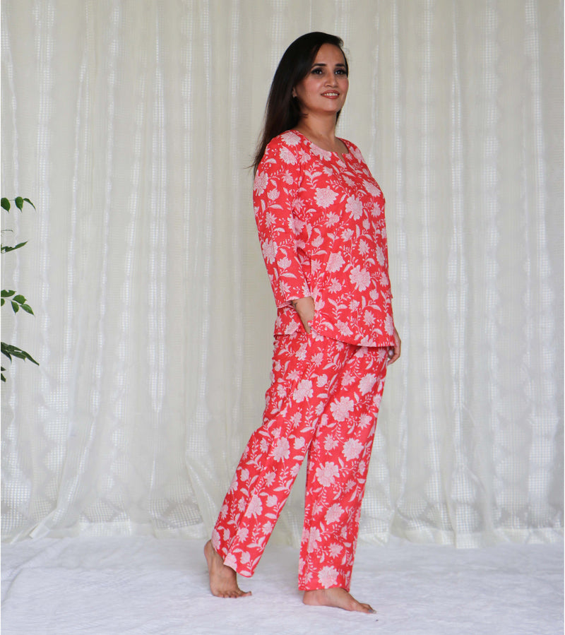 COTTON FLORAL PINK PYJAMA TOP NIGHTSUIT SET