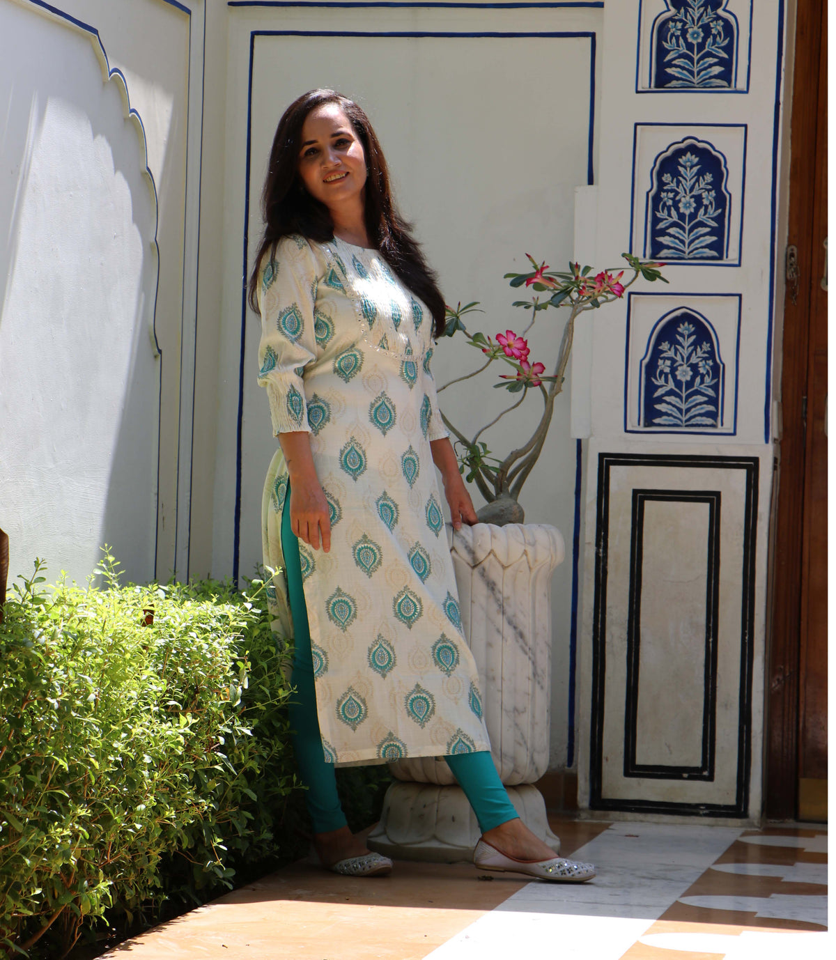 SWAN KURTA ONLY